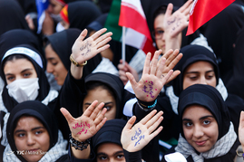 همراه با روز ملی مبارزه با استکبار جهانی