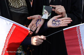 همراه با روز ملی مبارزه با استکبار جهانی - شیراز
