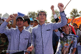 همراه با روز ملی مبارزه با استکبار جهانی - شیراز
