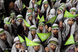 اجتماع بزرگ غنچه های حسینی در حرم امام رضا(ع)

