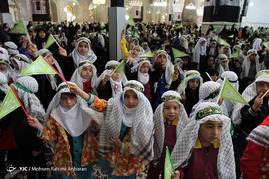 اجتماع بزرگ غنچه های حسینی در حرم امام رضا(ع)
