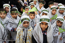 اجتماع بزرگ غنچه های حسینی در حرم امام رضا(ع)
