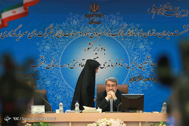 نشست مدیران بانک‌ها، موسسات و نهادهای سرمایه‌گذاری با وزیر کشور

