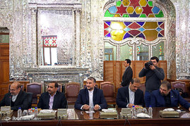 دیدار قائم مقام وزیر امور خارجه سوریه با علی لاریجانی