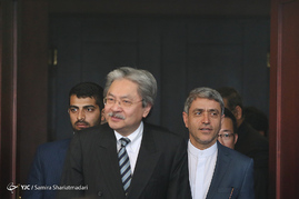 دیدار وزیر اقتصاد و دارایی با وزیر هنگ کنگ