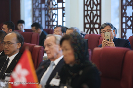 دیدار وزیر اقتصاد و دارایی با وزیر هنگ کنگ