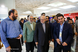نشست خبری وزارت صنعت، معدن و تجارت در نمایشگاه مطبوعات