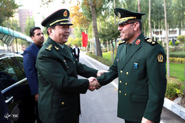 مراسم امضاء تفاهم نامه و استقبال رسمی از وزیر دفاع چین
