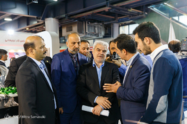 نمایشگاه بین المللی قطعات و لوازم خودرو