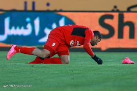 دیدار تیم های فوتبال پرسپولیس و پیکان
