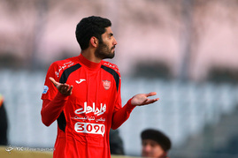 دیدار تیم های فوتبال پرسپولیس و پیکان
