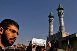 تشییع و خاکسپاری پیکر شهید گمنام در کوی دانشگاه تهران