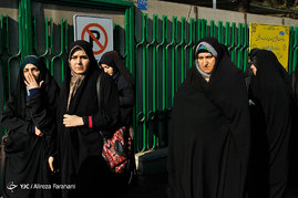 تشییع و خاکسپاری پیکر شهید گمنام در کوی دانشگاه تهران