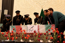 تشییع پیکر مطهر سه شهید گمنام دفاع مقدس در شیراز‎
