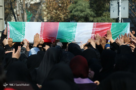 تشییع و تدفین دو شهید گمنام در بوستان گلزار 