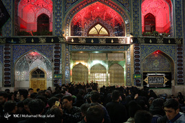 مراسم عزاداری شهادت امام رضا(ع) در حرم رضوی‎
