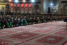آیین شام غریبان شهادت امام رضا(ع) در حرم رضوی
