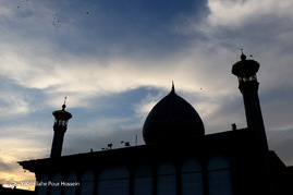 آیین تعویض پرچم گنبد حرم مطهر شاهچراغ(ع) _ شیراز‎
