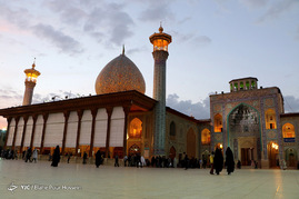 آیین تعویض پرچم گنبد حرم مطهر شاهچراغ(ع) _ شیراز‎
