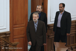 نشست خبری رییس مجلس با اصحاب رسانه