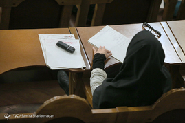 نشست خبری رییس مجلس با اصحاب رسانه
