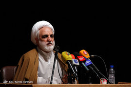 آیین بزرگداشت روز دانشجو با سخنرانی حجت الاسلام غلامحسین محسنی اژه‌ای و معاون اول و سخنگوی قوه قضاییه دانشکده ادبیات دانشگاه تهران