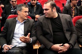 مراسم تقدیر از تیم پزشکی درمان بهداد سلیمی
