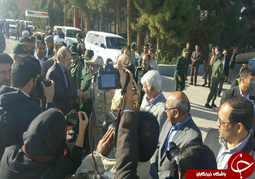  دکترعلی لاریجانی رئیس محترم مجلس شورای اسلامی وارد فرودگاه زاهدان شد مورد اسقبال نماینده ولی فقیه در استان ، استاندار و دیگر مسولین محلی قرار گرفت.