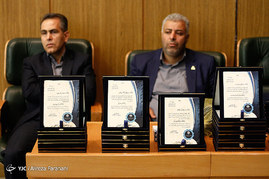 آیین تقدیر از پژوهشگران برتر نظام پولی و بانکی	
