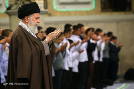 مراسم جشن تکلیف دانش‌آموزان با حضور رهبر معظم انقلاب
