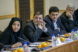 دیدار مجمع نمایندگان اصفهان با رئیس رسانه ملی
