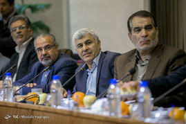 دیدار مجمع نمایندگان اصفهان با رئیس رسانه ملی
