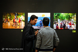 نمایشگاه گروهی عکس 