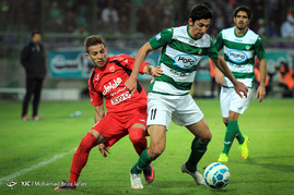 دیدار تیم های فوتبال پرسپولیس و ذوب آهن
