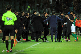 دیدار تیم های فوتبال پرسپولیس و ذوب آهن
