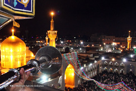 آذین بندی و چراغانی حرم رضوی در شب میلاد حضرت محمد مصطفی(ص)

