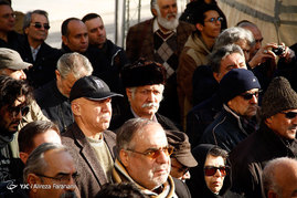 مراسم تشییع پیکر جعفر والی از مقابل تالار وحدت
