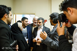 نشست خبری 