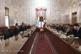 دیدار روسای مجلس ایران و بوسنی 