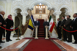 دیدار روسای مجلس ایران و بوسنی 