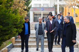 بازدید وزیر تعاون، کار و رفاه اجتماعی از باشگاه خبرنگاران جوان