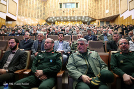 مراسم رونمایی از تمبر اختصاصی سردار شهید همدانی و تجلیل از شهدای مدافع حرم