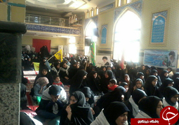 هم اکنون گرامیداشت حماسه 9دی با حضور اقشار مختلف مردم  در مسجد جامع زاهدان 