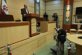 نشست خبری 