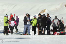 مسابقات بین المللی اسکی و اسنوبرد جانبازان و معلولین در دیزین