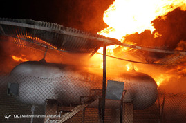 انفجار و آتش سوزی مخازن گاز (LPG) در یک کارخانه تولید فوم - مشهد	
