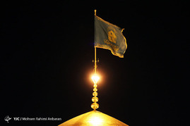 آذین بندی و چراغانی حرم رضوی در شب میلاد امام حسن عسکری(ع)
