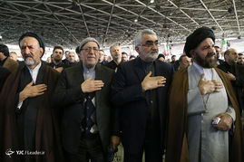 اقامه نماز بر پیکر آیت الله هاشمی رفسنجانی توسط مقام معظم رهبری
