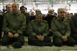 اقامه نماز بر پیکر آیت الله هاشمی رفسنجانی توسط مقام معظم رهبری
