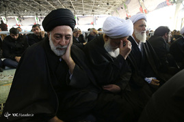 اقامه نماز بر پیکر آیت الله هاشمی رفسنجانی توسط مقام معظم رهبری

